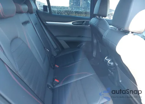 2024 Alfa Romeo Stelvio Competizione Awd z USA, uszkodzony, nr VIN ZASPAKBN2R7D72600